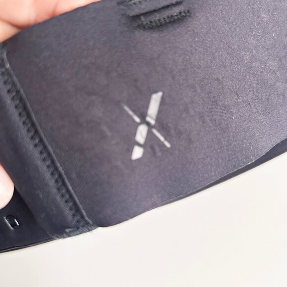 Knix Wireless Bra in Black 38C - Picture 3 of 4